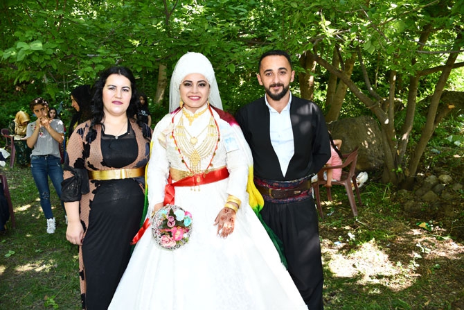 Adıyaman ailesinin mutlu günü 39