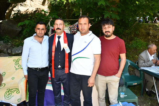 Adıyaman ailesinin mutlu günü 43