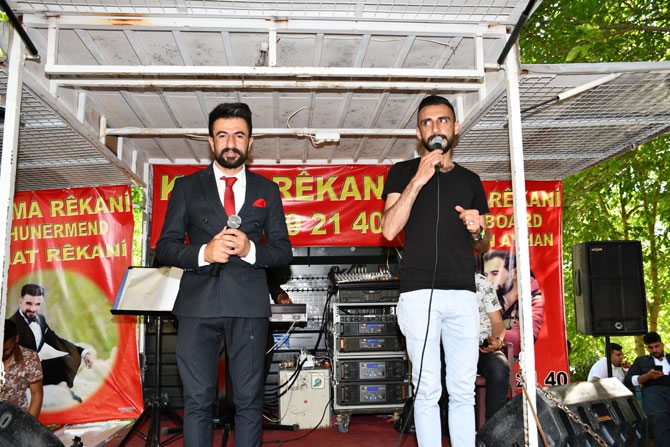 Adıyaman ailesinin mutlu günü 45