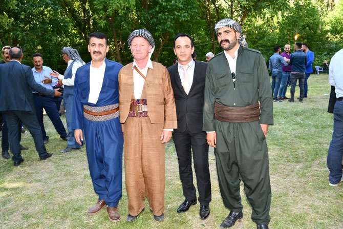 Adıyaman ailesinin mutlu günü 46