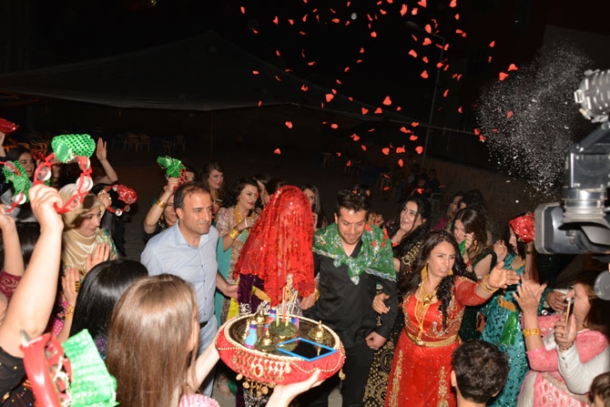 Alp ailesinin mutlu günü! 14