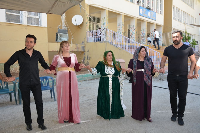 Alp ailesinin mutlu günü! 20