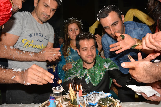 Alp ailesinin mutlu günü! 23