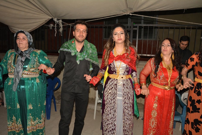 Alp ailesinin mutlu günü! 28