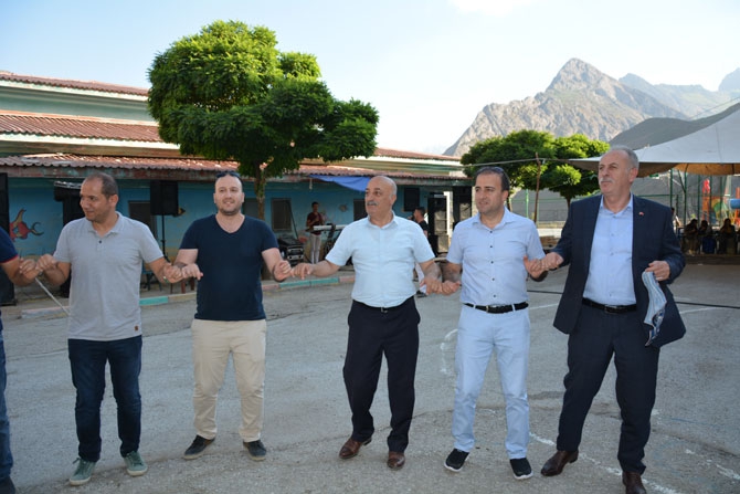 Alp ailesinin mutlu günü! 48