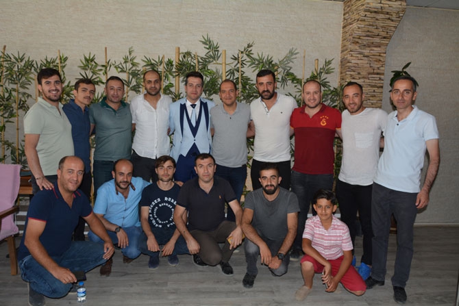 Alp ailesinin mutlu günü! 50