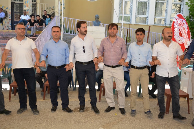 Alp ailesinin mutlu günü! 70