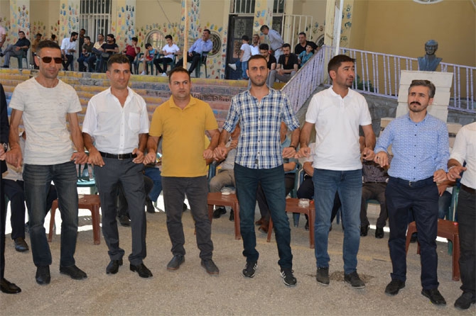 Alp ailesinin mutlu günü! 74