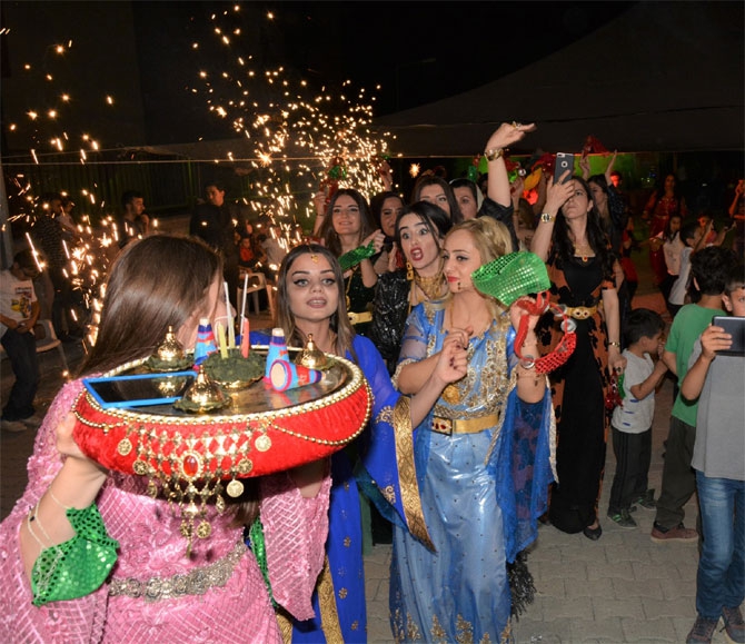 Alp ailesinin mutlu günü! 77