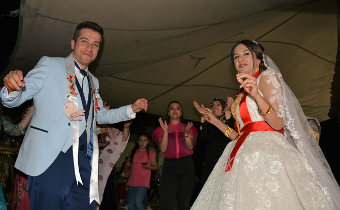 Alp ailesinin mutlu günü! 88