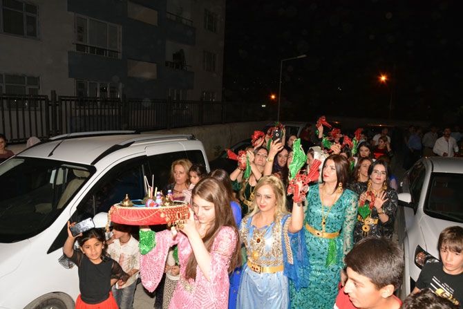 Alp ailesinin mutlu günü! 9