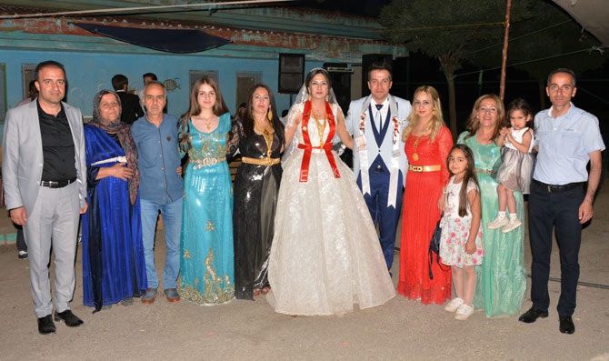 Alp ailesinin mutlu günü! 90