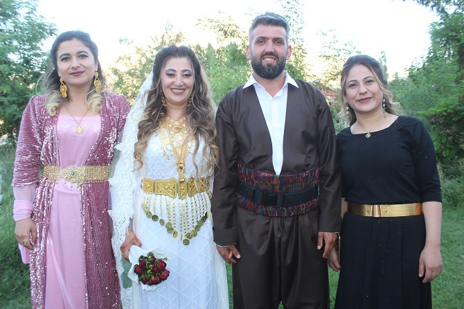 Demir ailesinin mutlu günü! 10