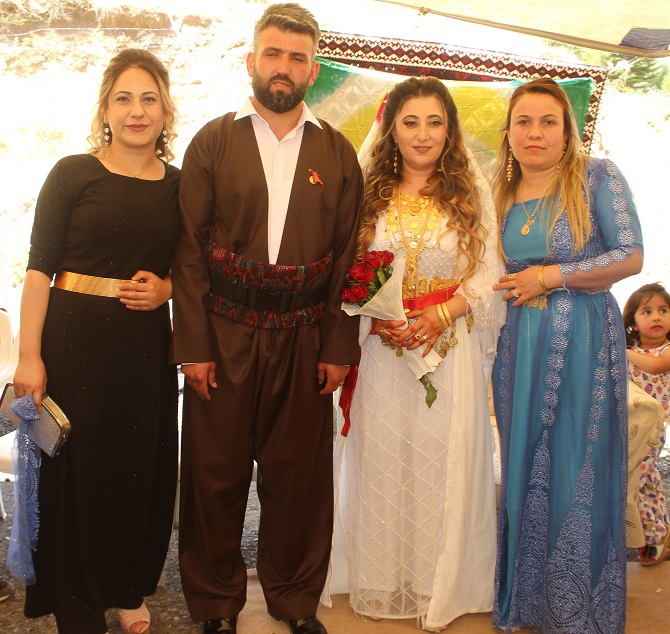 Demir ailesinin mutlu günü! 22