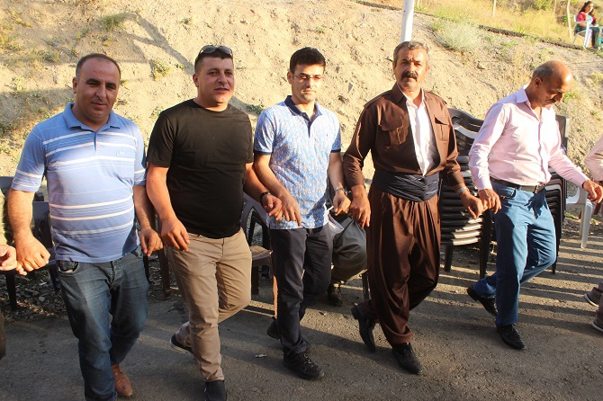 Demir ailesinin mutlu günü! 44