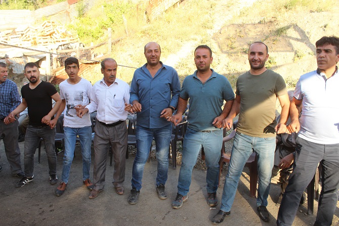 Demir ailesinin mutlu günü! 46