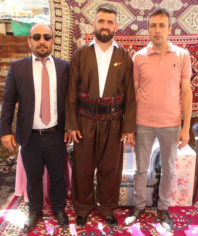 Demir ailesinin mutlu günü! 61