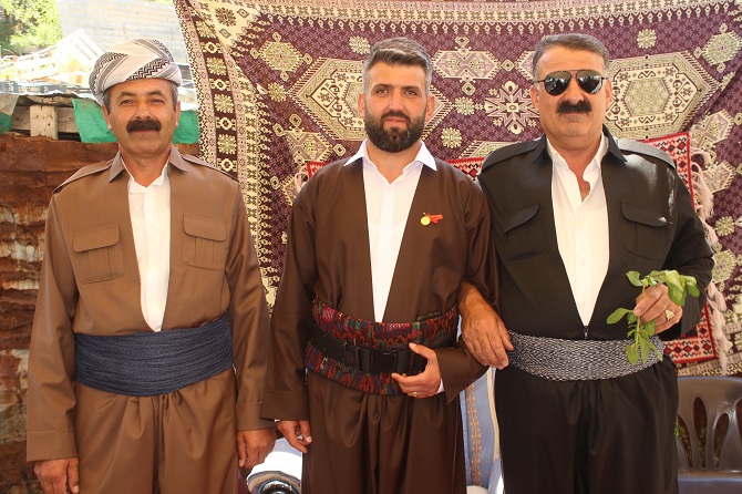 Demir ailesinin mutlu günü! 63