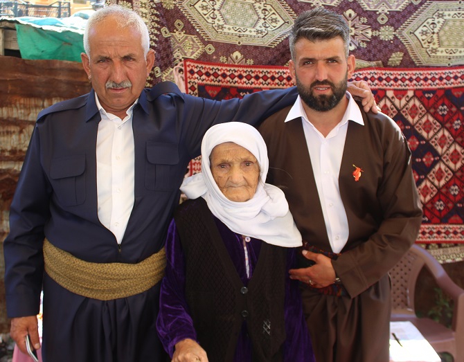 Demir ailesinin mutlu günü! 68