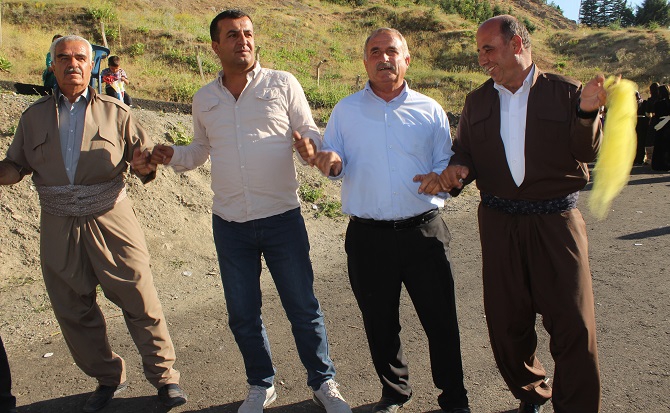 Demir ailesinin mutlu günü! 73