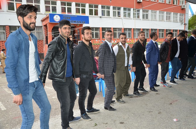 07-05-2017 Mayıs Ayı Hakkari Düğünleri 46