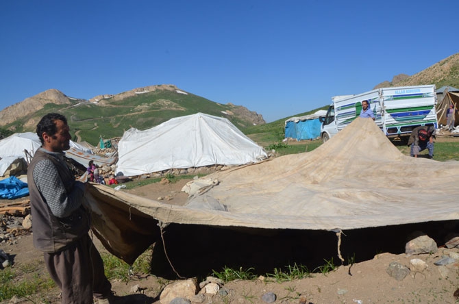Hakkari'de zorlu yayla yolculuğu 21