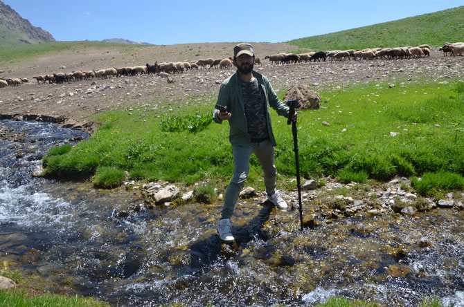 Hakkari'de zorlu yayla yolculuğu 30