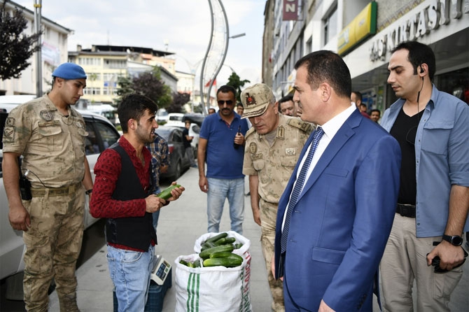 Van Valisi Bilmez'den Vali Akbıyık'a ziyaret! 24