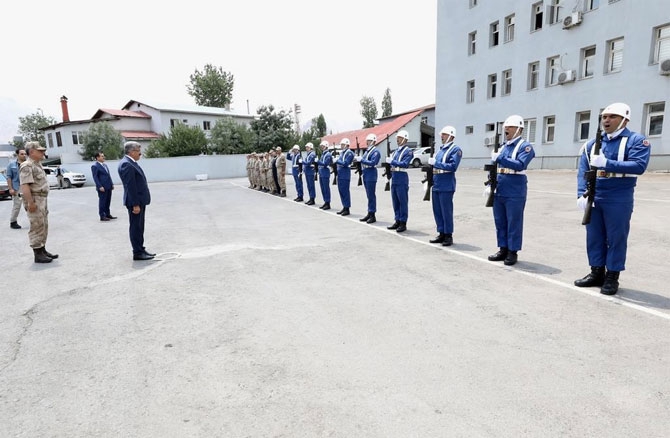 Van Valisi Bilmez'den Vali Akbıyık'a ziyaret! 9