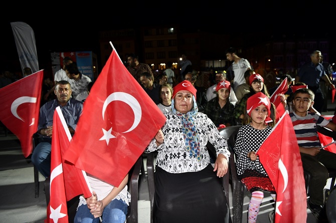 Hakkari'de 15 Temmuz programı düzenlendi 10