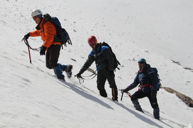 Hakkari Sümbül dağına böyle çıktılar 1