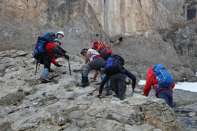 Hakkari Sümbül dağına böyle çıktılar 15