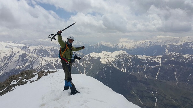 Hakkari Sümbül dağına böyle çıktılar 18