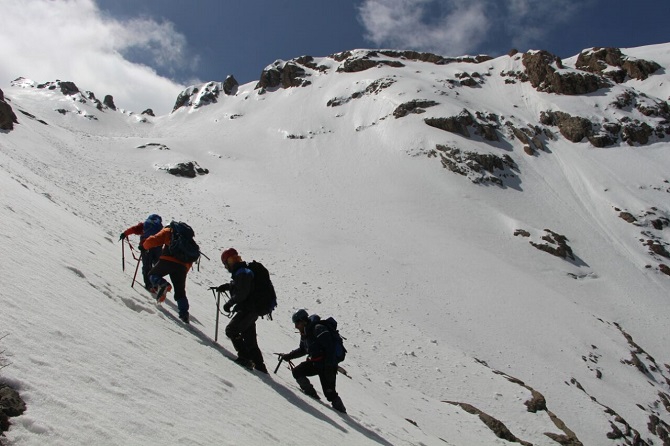 Hakkari Sümbül dağına böyle çıktılar 5