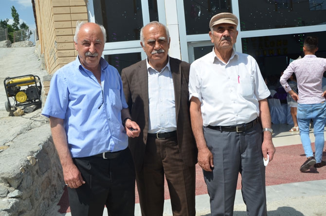 Özdinç ailesinin mutlu günü! 13