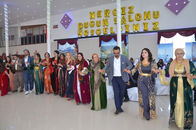 Özdinç ailesinin mutlu günü! 14