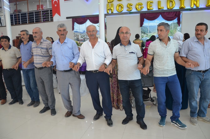 Özdinç ailesinin mutlu günü! 17