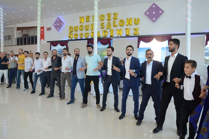 Özdinç ailesinin mutlu günü! 27