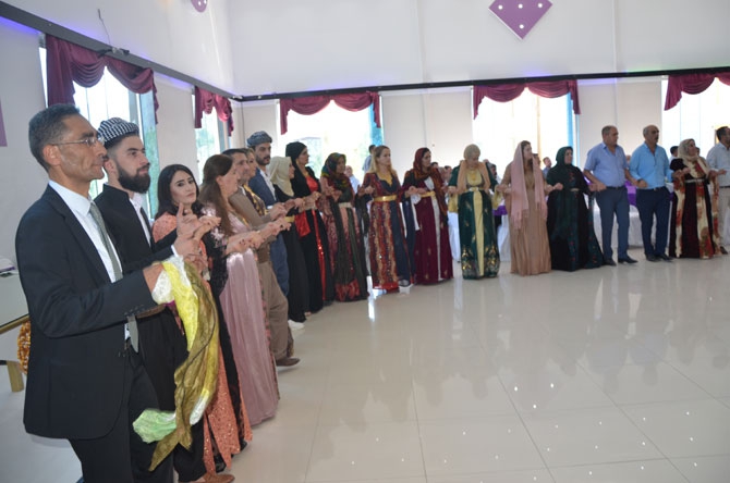 Özdinç ailesinin mutlu günü! 37