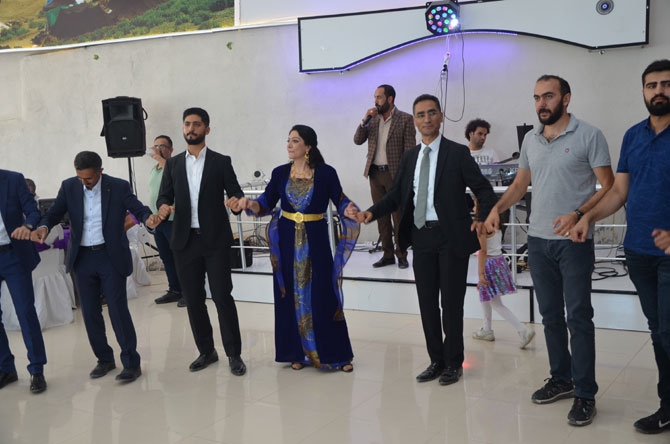 Özdinç ailesinin mutlu günü! 38