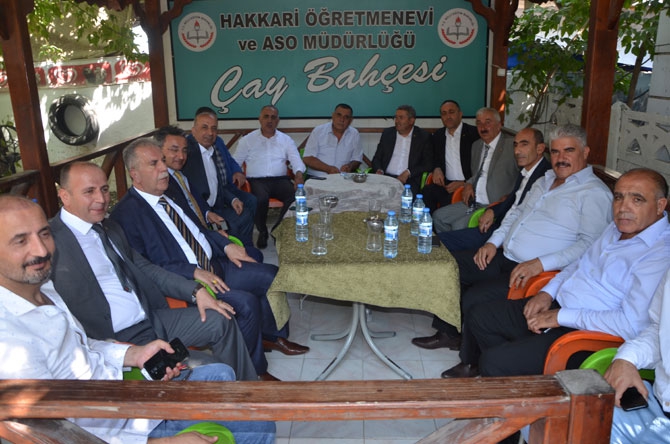 Ticaret Bakanı Pekcan Hakkari'de 13