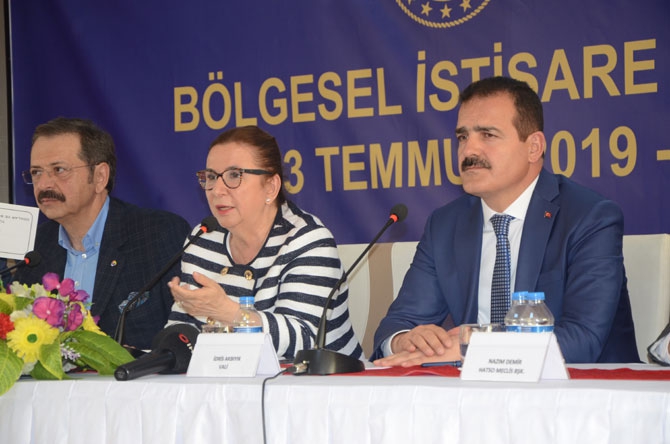 Ticaret Bakanı Pekcan Hakkari'de 16