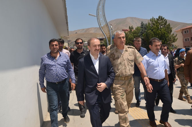 Vali Epcim davul zurnalarla uğurlandı 14