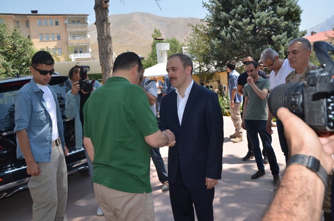 Vali Epcim davul zurnalarla uğurlandı 4