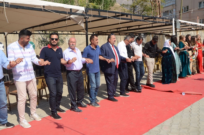 CHP'li Koparan'ın mutlu günü 14