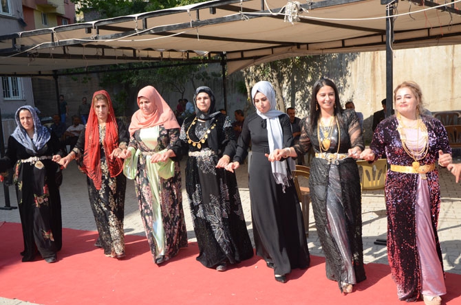 CHP'li Koparan'ın mutlu günü 19