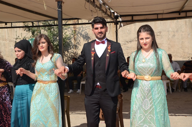 CHP'li Koparan'ın mutlu günü 24