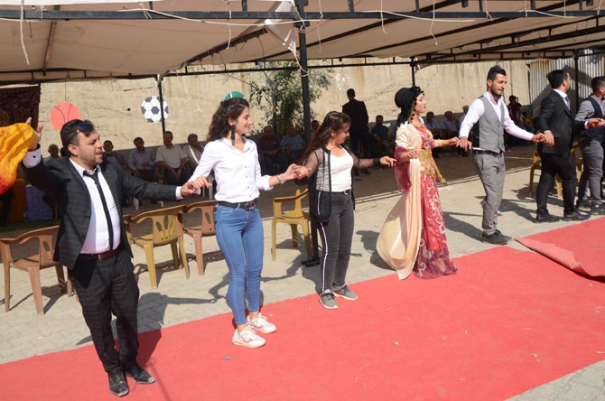 CHP'li Koparan'ın mutlu günü 28