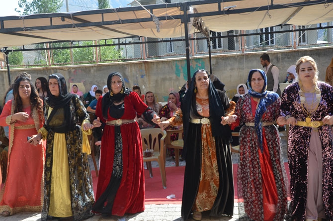 CHP'li Koparan'ın mutlu günü 33