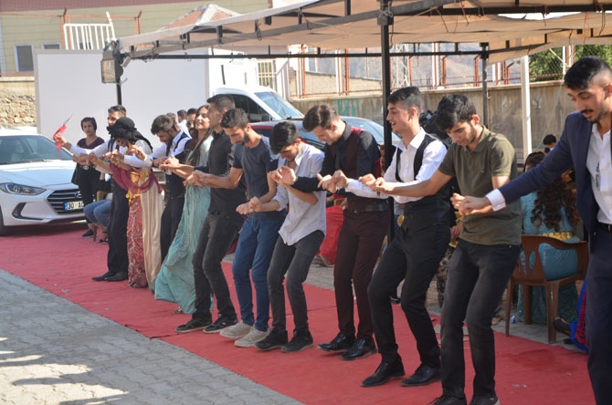 CHP'li Koparan'ın mutlu günü 60